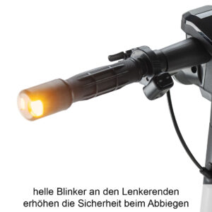 blinker am lenkerende in nahaufnahme eScooter Vmax VX2 Pro eroller elektroroller