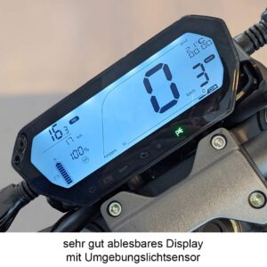 Display mit Tacho von Super Soco TS Streethunter 45 km/h Elektromotorrad