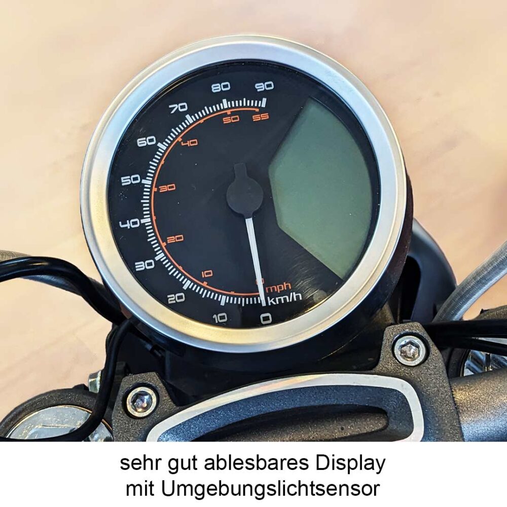 Display mit Tacho von Super Soco TC Eco Elektromotorrad 45km/h